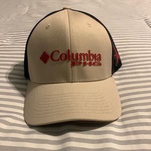Men’s Columbia Duck emblem fitted cap